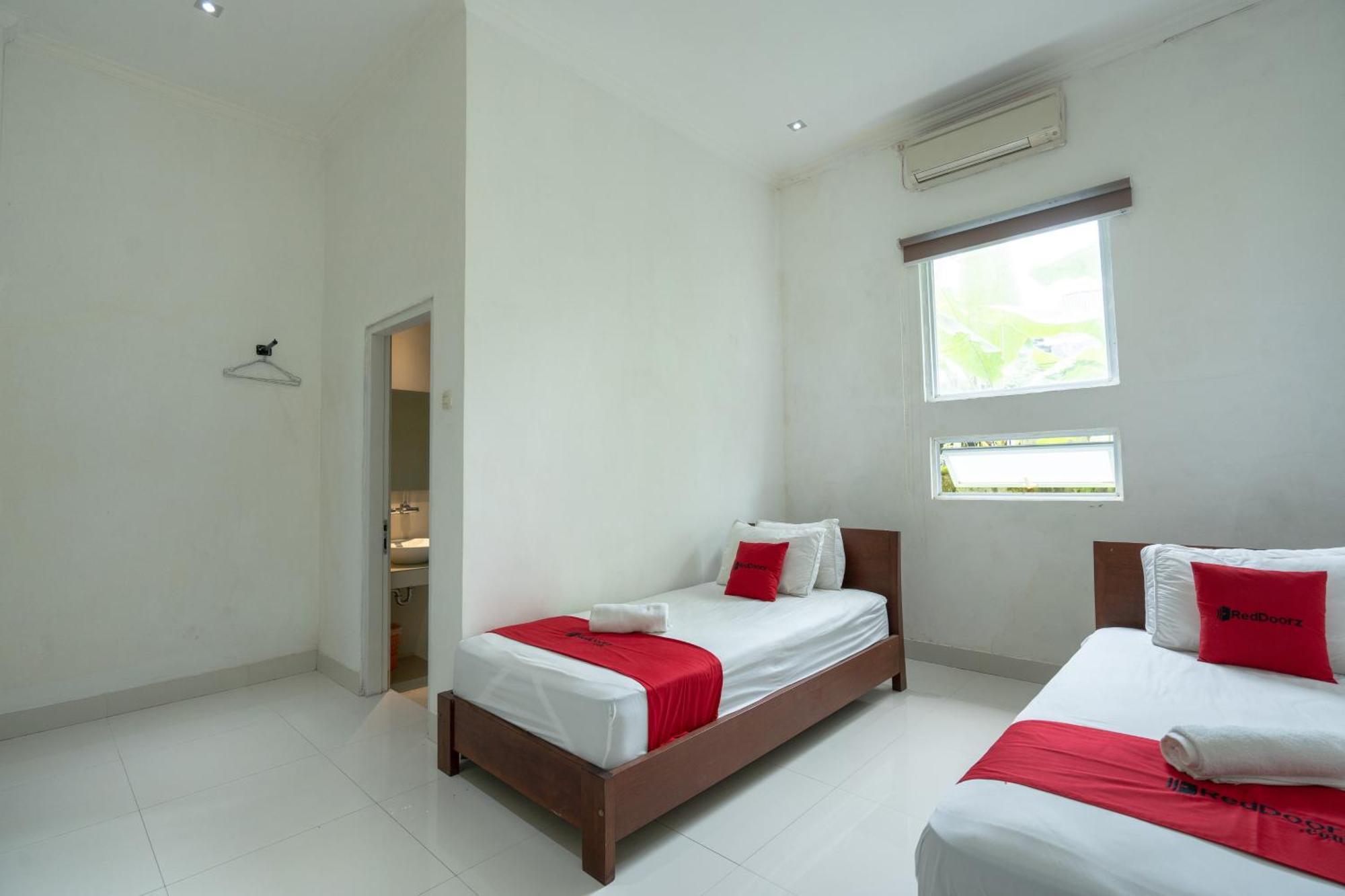 Reddoorz Near Ubud Village Sukawati المظهر الخارجي الصورة